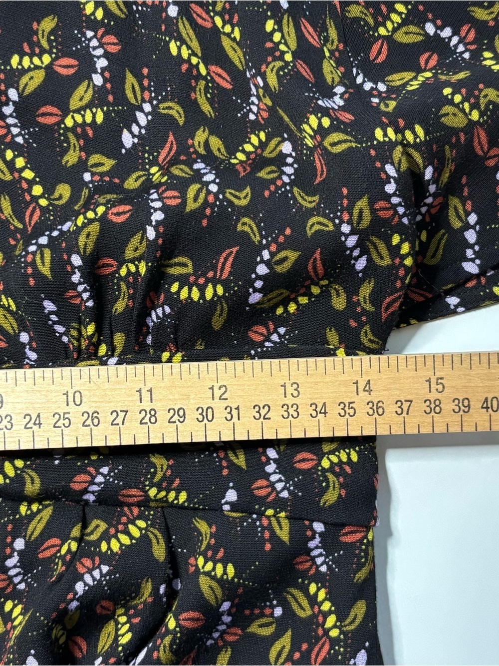 Free People Meet Virginia Floral Romper Black Boho Flutter Sleeve Size 4 NWOT - Picture 15 of 15